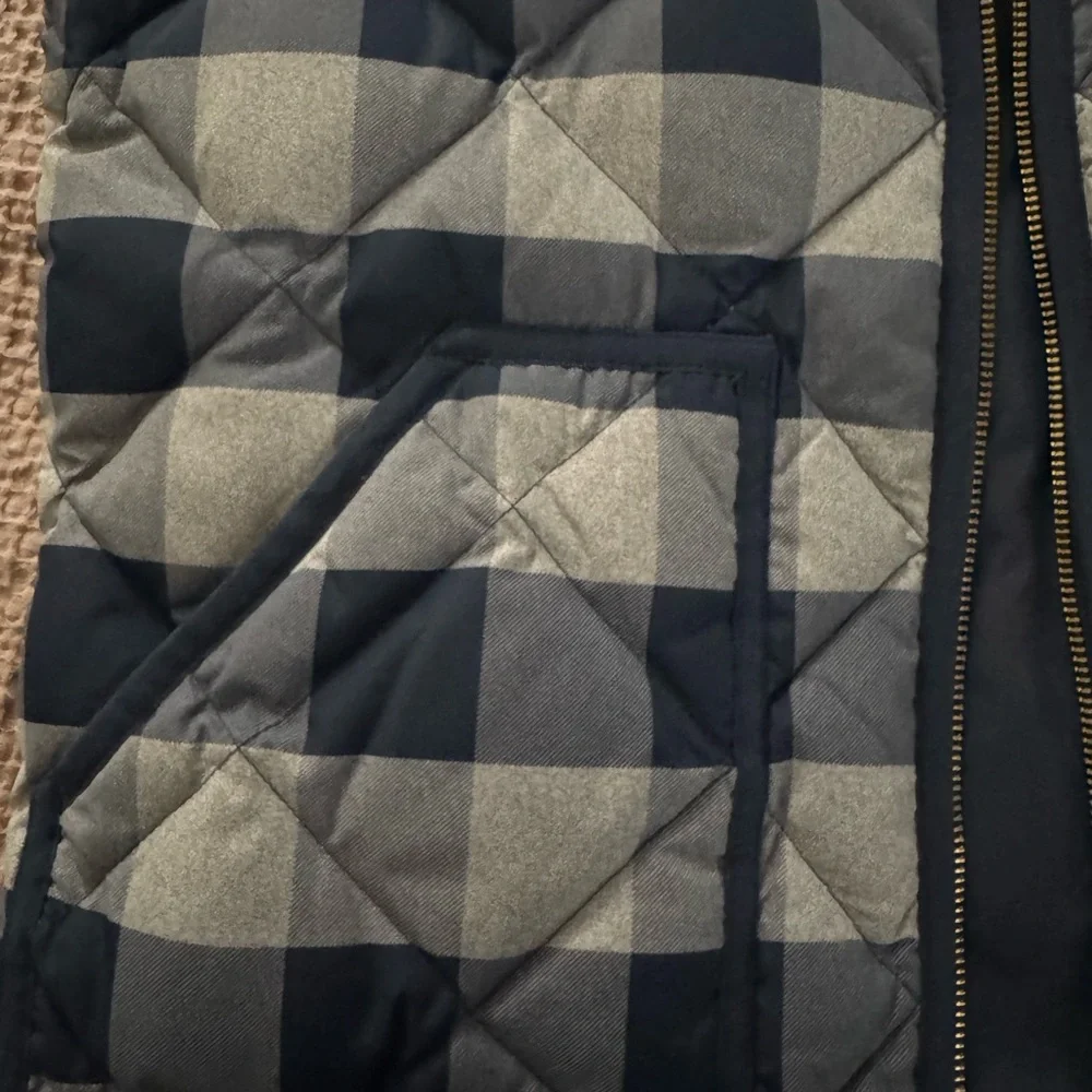 J Crew Buffalo Check Quilted Vest - Picture 3 of 4